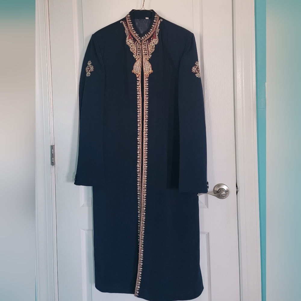 Men's sherwani